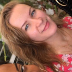 Meet your Posher, Valentina